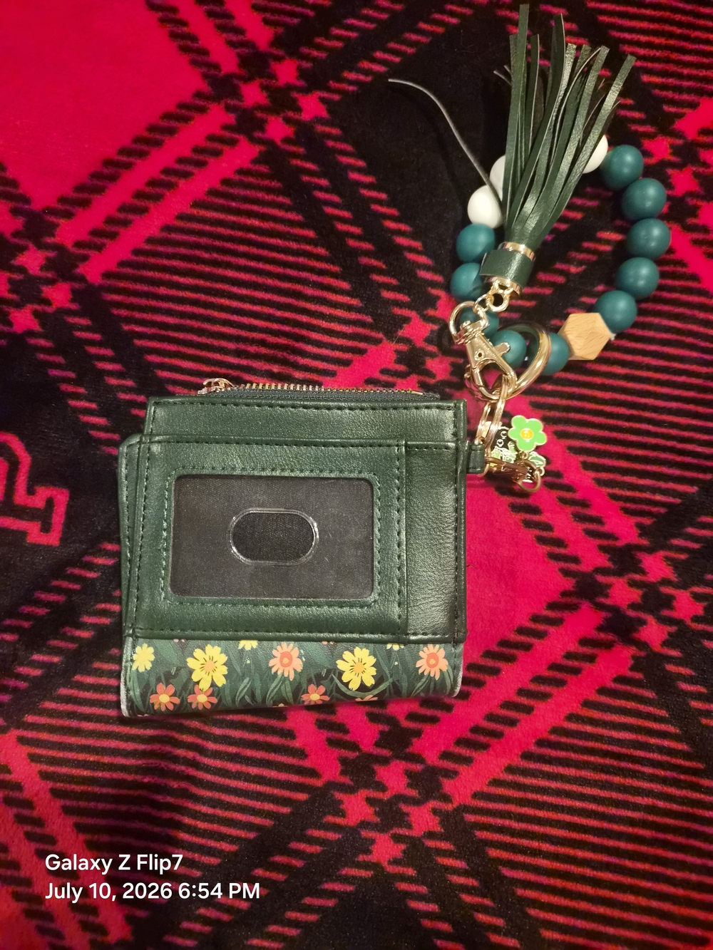 Floral Green Cat Accent Zip Wallet - Picture 2 of 3